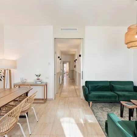 Group Ocean Apartmán Sitges