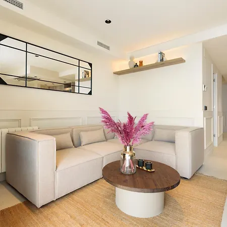 Group Ocean Apartmán Sitges