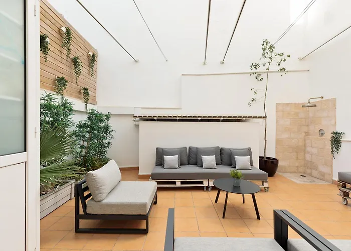 Group Ocean Apartment